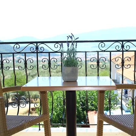 Hotel Defkalion Alli Meria