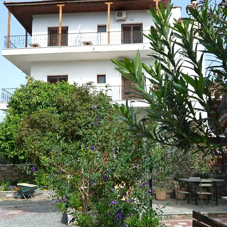 Otel Defkalion 2*